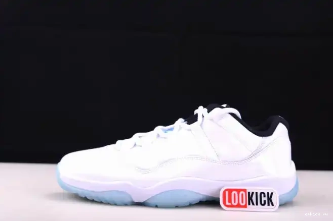 Jordan Low 11 Legend Blue AV2187-117 Air 0409